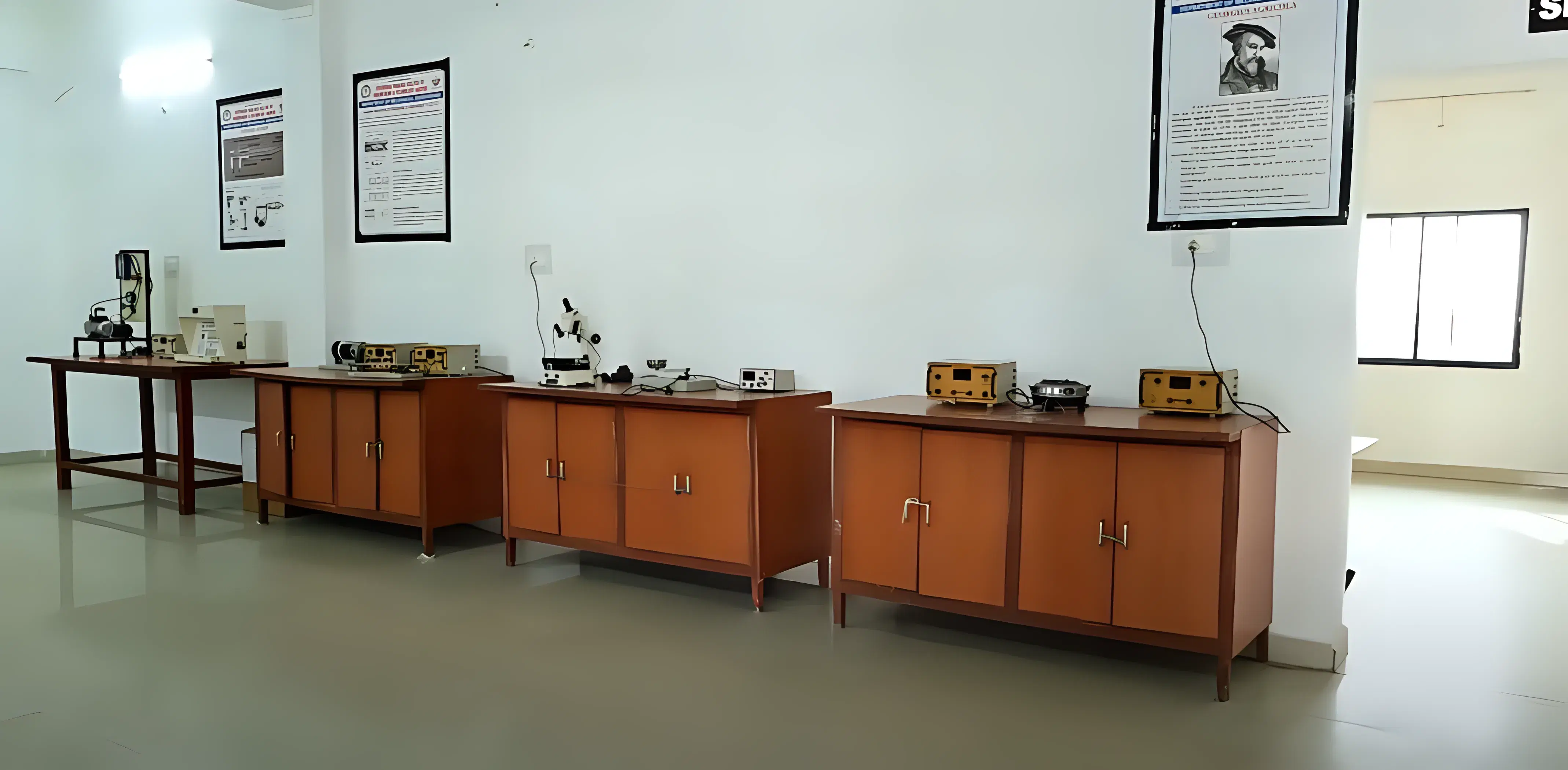 Govindrao Wanjari College of Engineering and Technology Nagpur Academic Labs photo 1